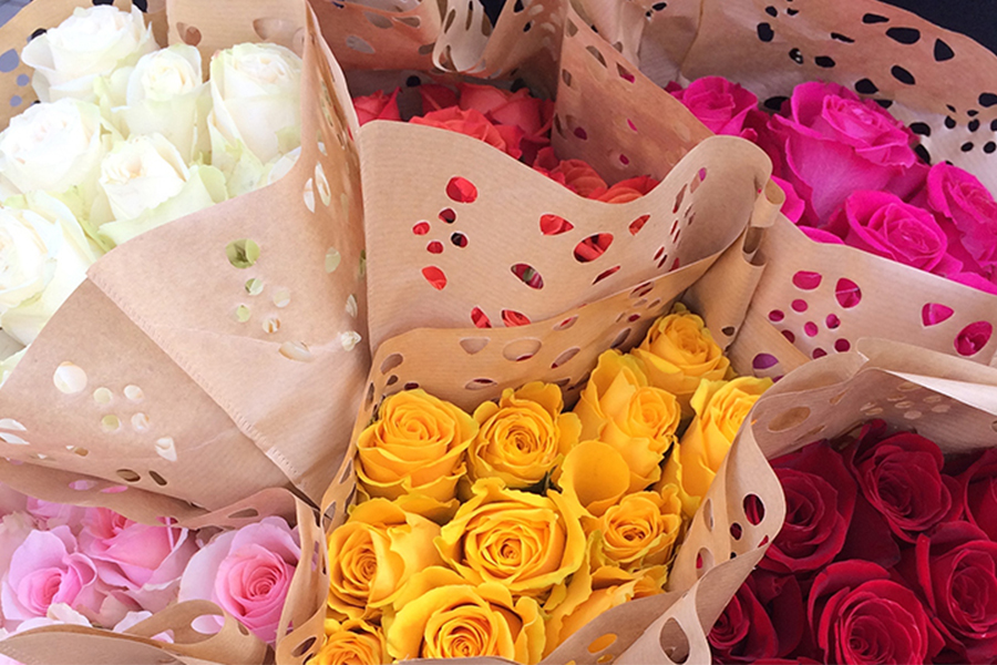 Valentine’s Day Bouquet Offer at Vintage Grocers
