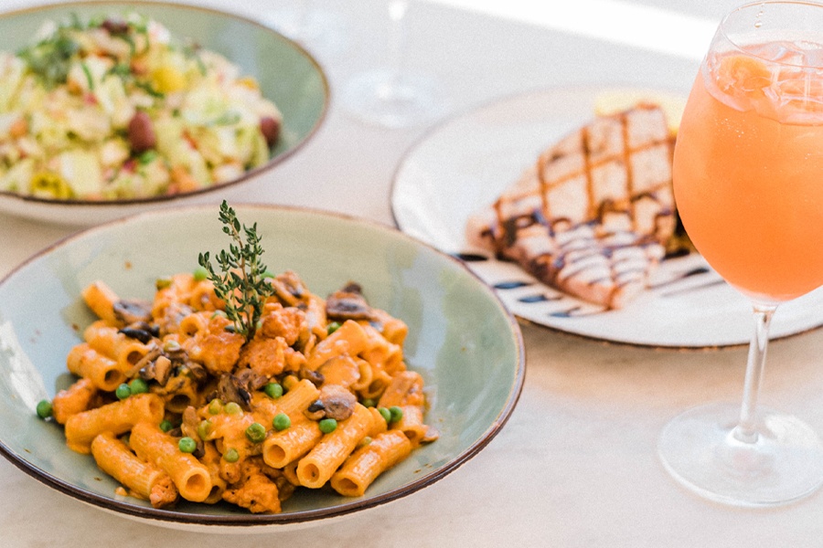 Outdoor Dining Now Available