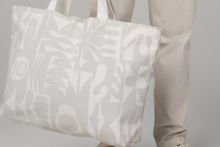 Father’s Day Gift with Purchase at Vuori